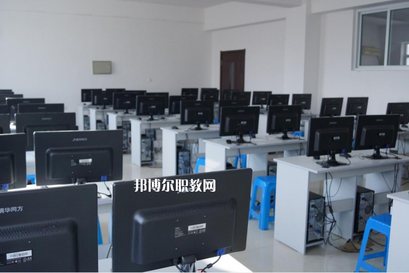 石家莊萬搏中等專業(yè)學(xué)校2022年報(bào)名條件、招生要求、招生對象