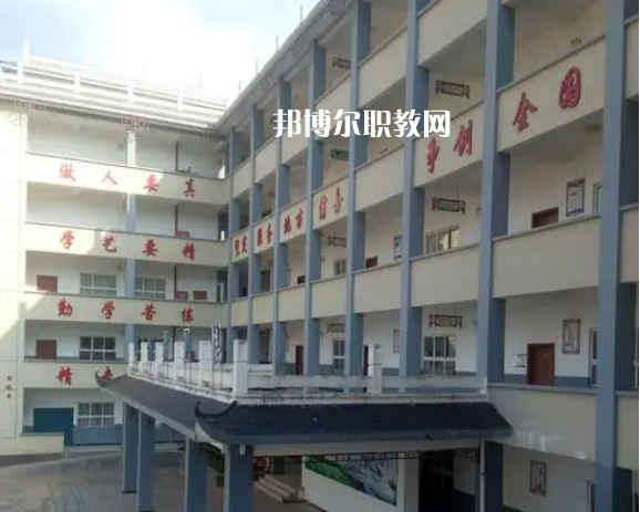 榕江縣中等職業(yè)學(xué)校2022年報名條件、招生要求、招生對象