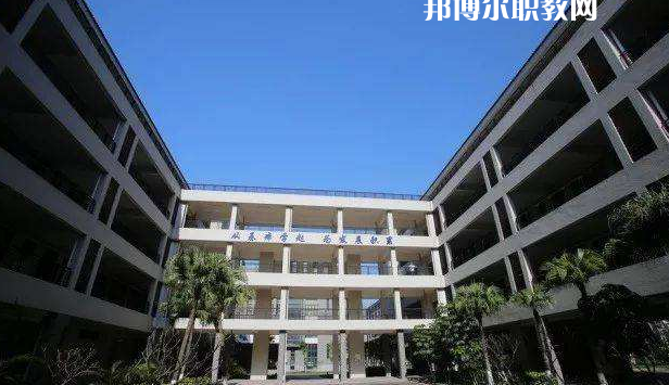佛山高明區(qū)高級技工學(xué)校2022年報名條件、招生要求、招生對象