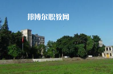 瀘州職業(yè)技術(shù)學(xué)校2022年報(bào)名條件、招生要求、招生對(duì)象
