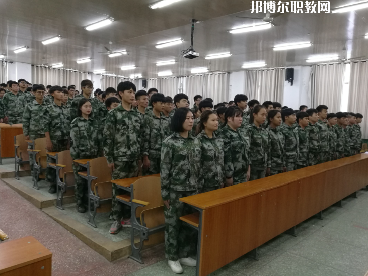 河北軌道交通中等專業(yè)學(xué)校2022年報(bào)名條件、招生要求、招生對(duì)象