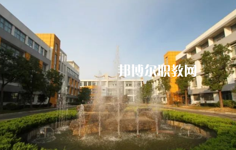 淮安文化藝術(shù)學校2022年報名條件、招生要求、招生對象