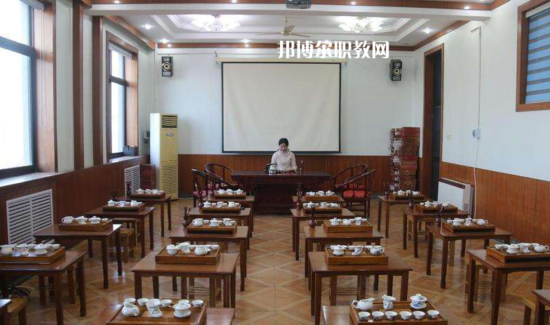 容城縣職業(yè)技術(shù)教育中心2022年有哪些專(zhuān)業(yè)