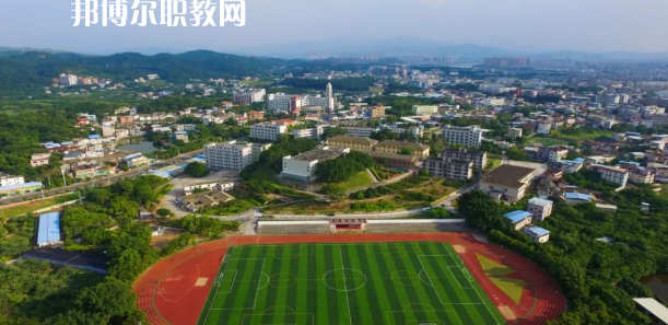 廣東省梅州市衛(wèi)生職業(yè)技術(shù)學(xué)校2022年報(bào)名條件、招生要求、招生對(duì)象