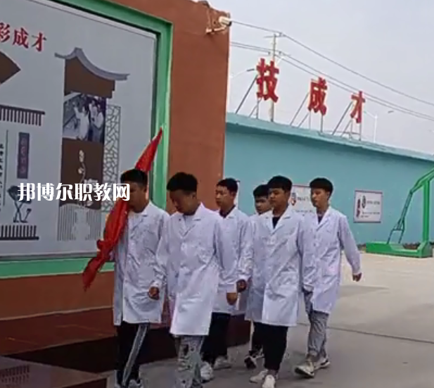 邢臺英才醫(yī)學中等專業(yè)學校2022年報名條件、招生要求、招生對象
