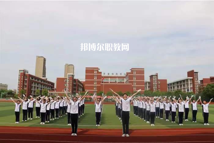 滁州市旅游商貿(mào)學(xué)校2022年報名條件、招生要求、招生對象