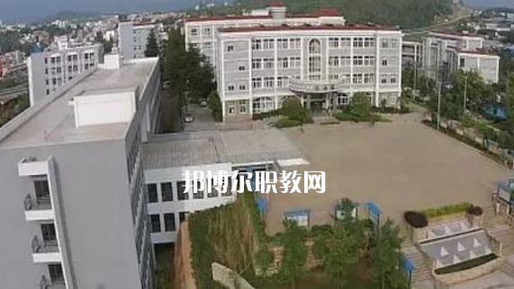 蘆山縣職業(yè)高級中學2022年招生辦聯系電話