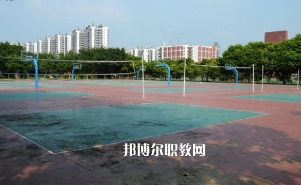 廣州從化高級(jí)技工學(xué)校2022年招生辦聯(lián)系電話(huà)
