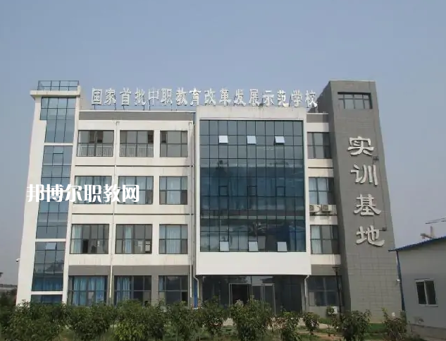 邢臺(tái)現(xiàn)代職業(yè)學(xué)校2022年報(bào)名條件、招生要求、招生對(duì)象