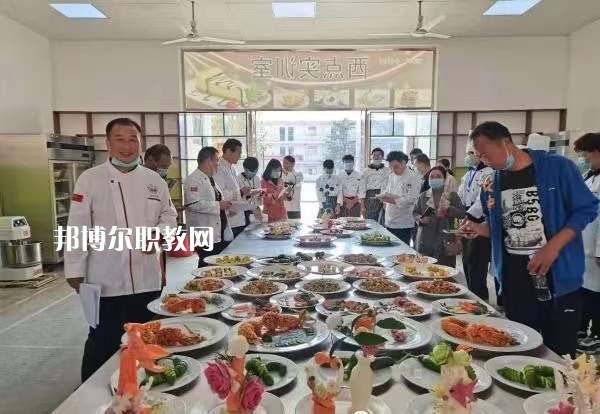 淮北市烈山區(qū)中等專業(yè)學(xué)校2022年報(bào)名條件、招生要求、招生對(duì)象