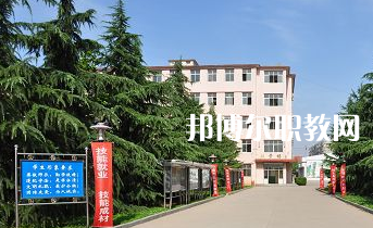 昆明臺湘科技學(xué)校2022年報名條件、招生要求、招生對象