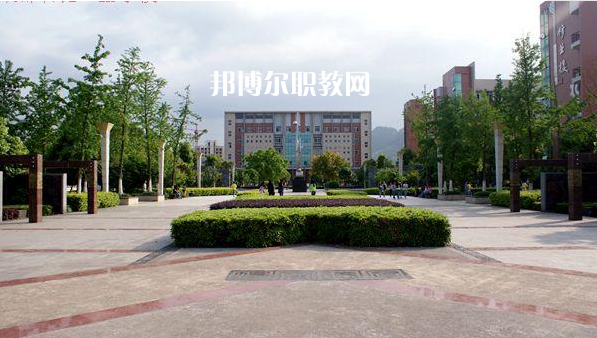 重慶南川隆化職業(yè)中學(xué)校2022年報名條件、招生要求、招生對象