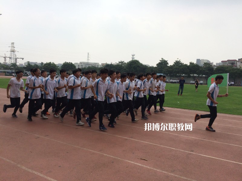 佛山順德區(qū)胡錦超職業(yè)技術(shù)學(xué)校2022年報名條件、招生要求、招生對象