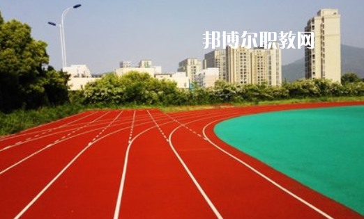 臨滄財(cái)貿(mào)學(xué)校2022年報(bào)名條件、招生要求、招生對(duì)象