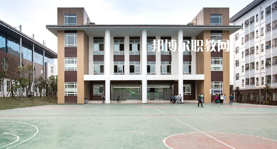 四川屏山職業(yè)技術(shù)學(xué)校2022年報名條件、招生要求、招生對象