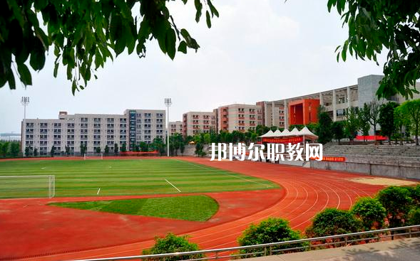重慶建峰工業(yè)集團有限公司技工學校2022年報名條件、招生要求、招生對象