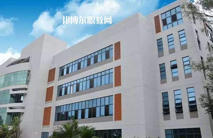 玉溪工業(yè)財(cái)貿(mào)學(xué)校2022年學(xué)費(fèi)、收費(fèi)多少