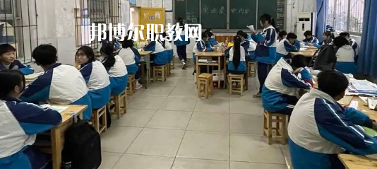 四川瀘州市江南職業(yè)中學(xué)校2022年報名條件、招生要求、招生對象