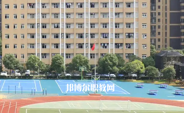 武漢助產(chǎn)學(xué)校2022年報(bào)名條件、招生要求、招生對(duì)象