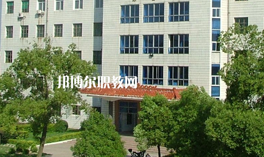 武漢黃陂職業(yè)技術(shù)學(xué)校2022年報名條件、招生要求、招生對象