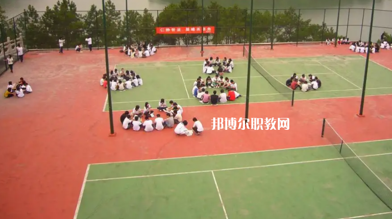 廣東貿(mào)易職業(yè)技術(shù)學(xué)校2022年報(bào)名條件、招生要求、招生對象