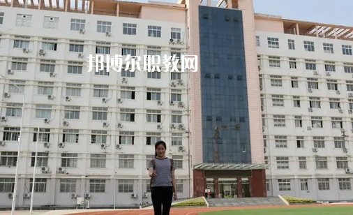 孝感高級(jí)技工學(xué)校2022年報(bào)名條件、招生要求、招生對(duì)象