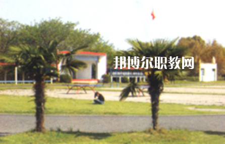 湖北汽車工業(yè)實(shí)驗(yàn)技工學(xué)校2022年怎么樣、好不好