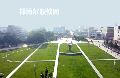 潛江職教中心2022年怎么樣、好不好