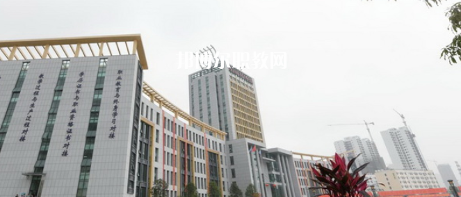 河池職業(yè)教育中心學(xué)校2022年怎么樣、好不好
