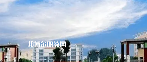 河南高職?？圃盒Ｅ琶?6強