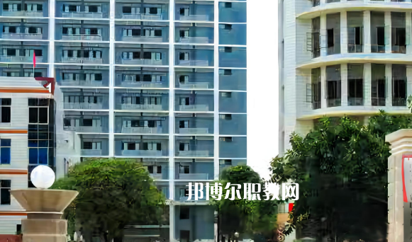 南寧工貿(mào)職業(yè)技術(shù)學(xué)校2022年學(xué)費(fèi)、收費(fèi)多少