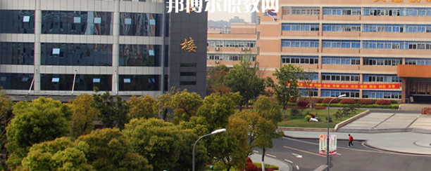 江蘇聯(lián)合職業(yè)技術(shù)學(xué)院無錫機電分院地址在哪里，哪個地區(qū)，哪個城市?