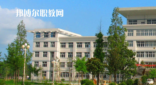 徐州經(jīng)濟技術(shù)開發(fā)區(qū)工業(yè)學(xué)校地址在哪里，哪個地區(qū)，哪個城市?