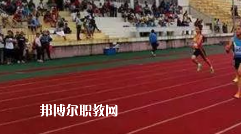 南通市體育運動學(xué)校地址在哪里，哪個地區(qū)，哪個城市?