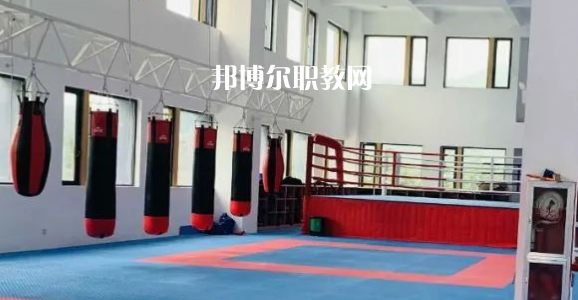 2023蒼南縣飛林職業(yè)學(xué)校招生計(jì)劃 招生人數(shù)是多少(附要求、條件、對(duì)象)