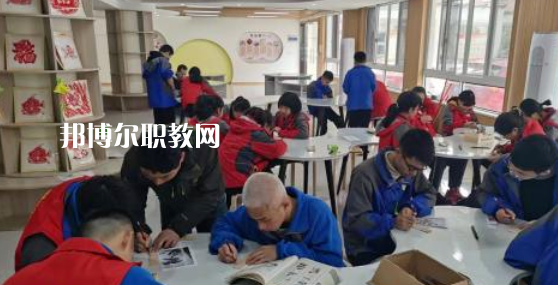 臺州市特殊教育學(xué)校地址在哪里，哪個地區(qū)，哪個城市?