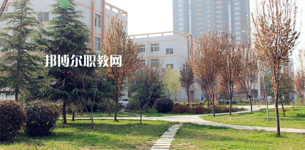 渭南技師學(xué)院地址在哪里，哪個地區(qū)，哪個城市?