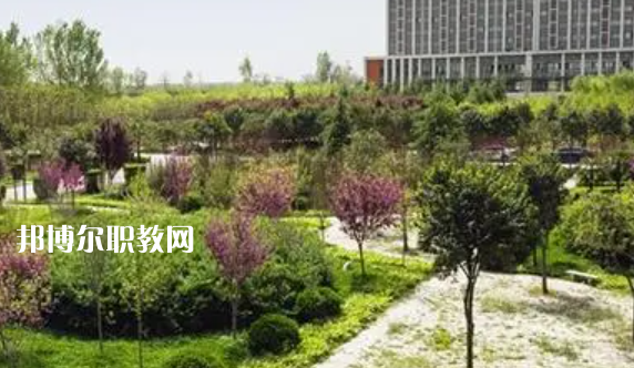 陜西省高新技術學校地址，乘車路線