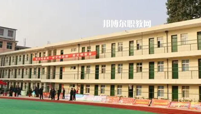 陜西省商貿(mào)技工學(xué)校地址，乘車路線
