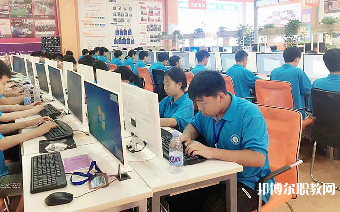貴陽(yáng)市新華電腦中等職業(yè)學(xué)校怎么樣、好不好