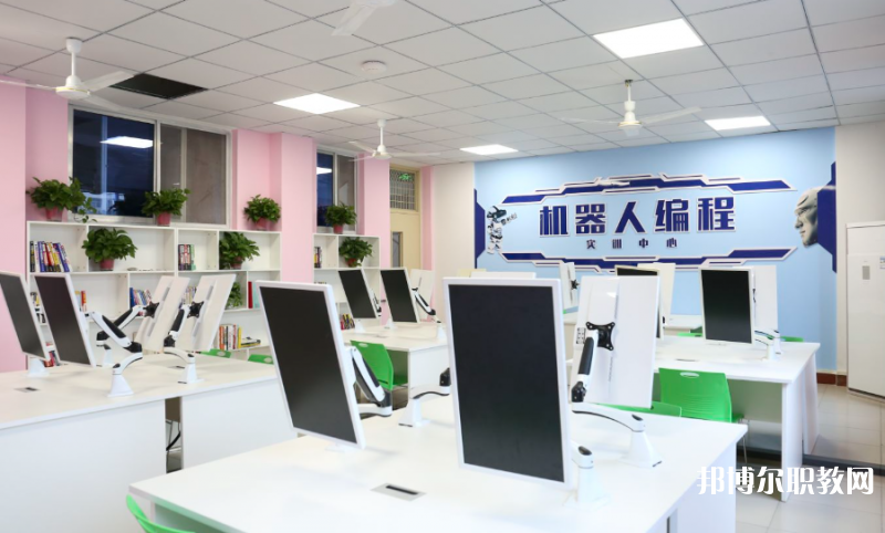 2023鄭州新華中等專業(yè)學(xué)校招生計(jì)劃 招生人數(shù)是多少(附要求、條件、對象)