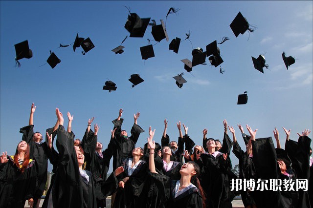 江蘇哪里的中職學校能讀電腦藝術設計專業(yè)