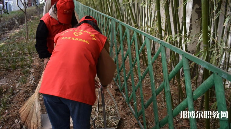 洛陽(yáng)市中等職業(yè)學(xué)校高新校區(qū)怎么樣、好不好