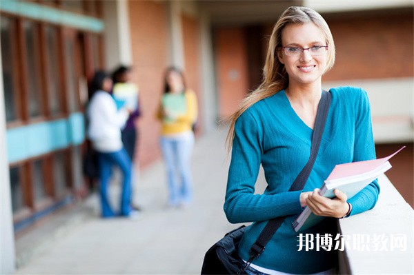江蘇哪里的中專學(xué)校能讀機械制造技術(shù)(高考強化)專業(yè)
