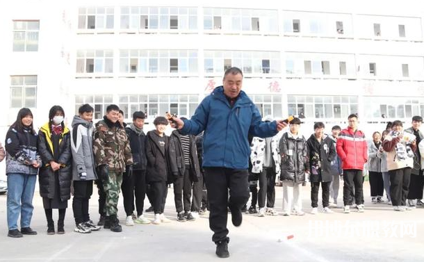 臨潁縣職業(yè)教育中心地址，乘車路線