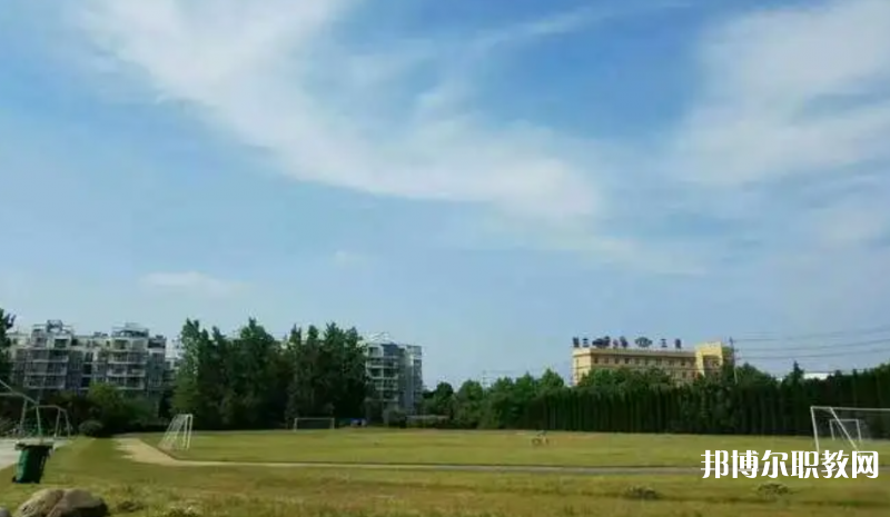 盧氏工業(yè)中等專業(yè)學校怎么樣、好不好