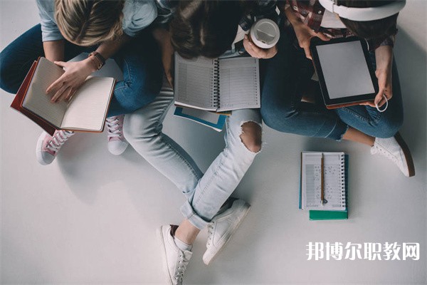 浙江哪里的中職學校能讀跨境電子商務專業(yè)專業(yè)