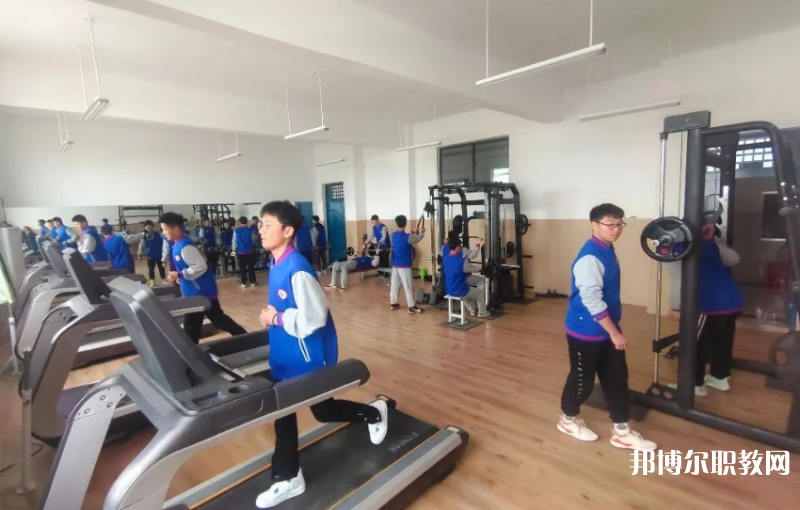 周口市潁河職業(yè)中等專業(yè)學(xué)校地址，乘車路線
