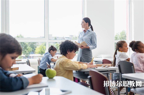 安徽哪里的中職學(xué)校能讀形象設(shè)計專業(yè)