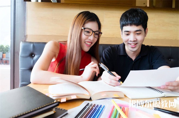 江西哪里的職業(yè)中學能讀室內(nèi)裝飾設計專業(yè)